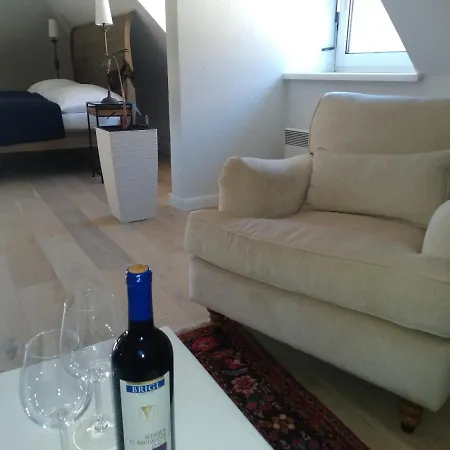 Villa-stern Bed & Breakfast
