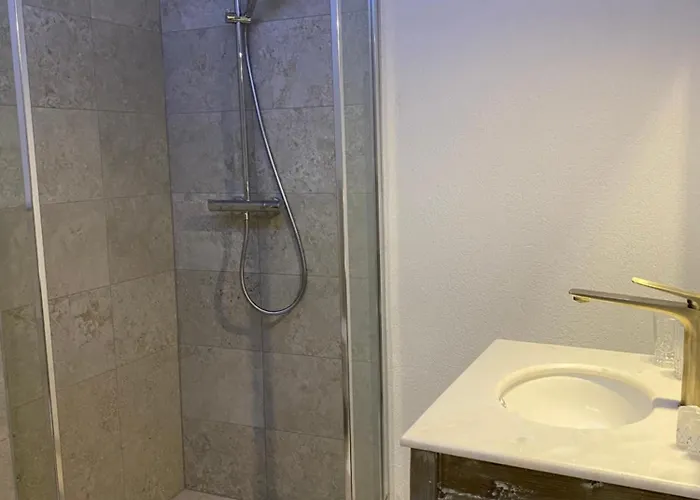 Villa-stern לינה וארוחת בוקר קיוטשכן אם סי