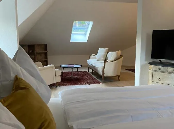 Villa-stern לינה וארוחת בוקר 4*